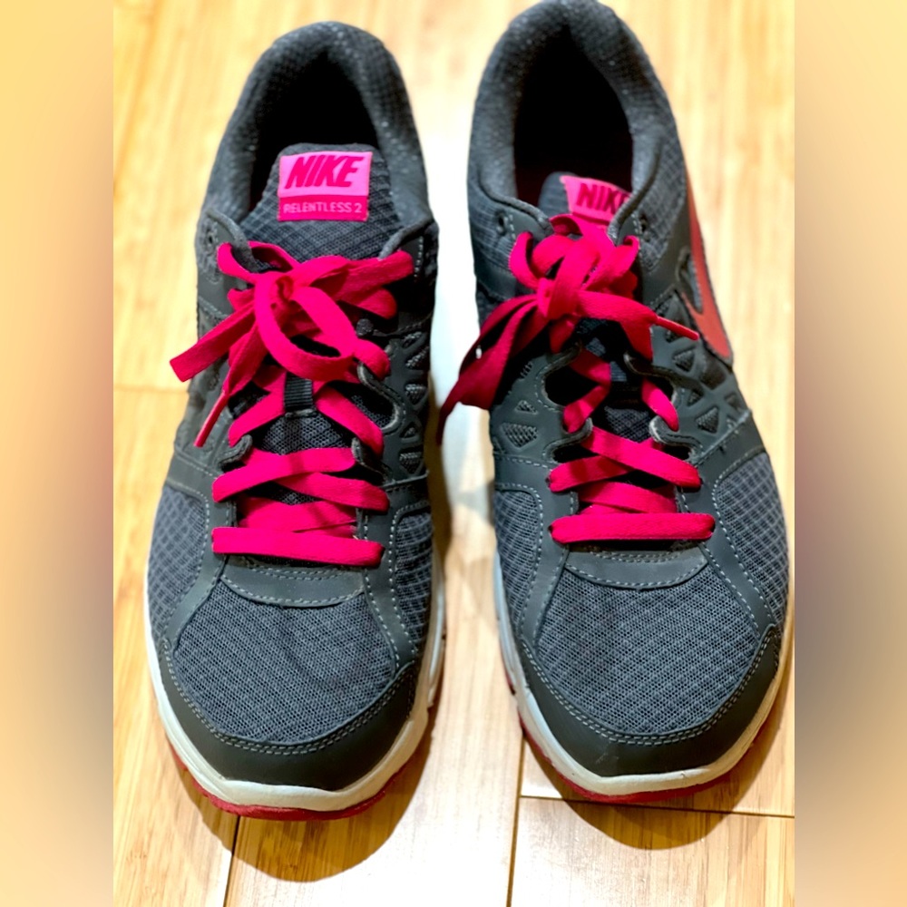 Nike women’s 9.5
